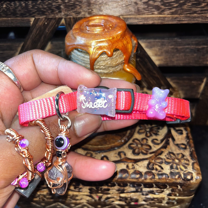 Medium Pink & Cream Cat Collars